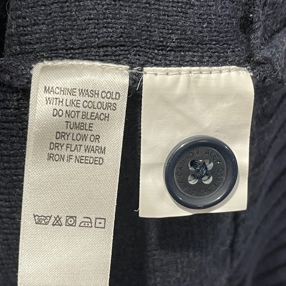 Alex Cannon 100% Cotton Knit Pull Over Navy Blue Sweater Brown Elbow Patches Med - Picture 6 of 7